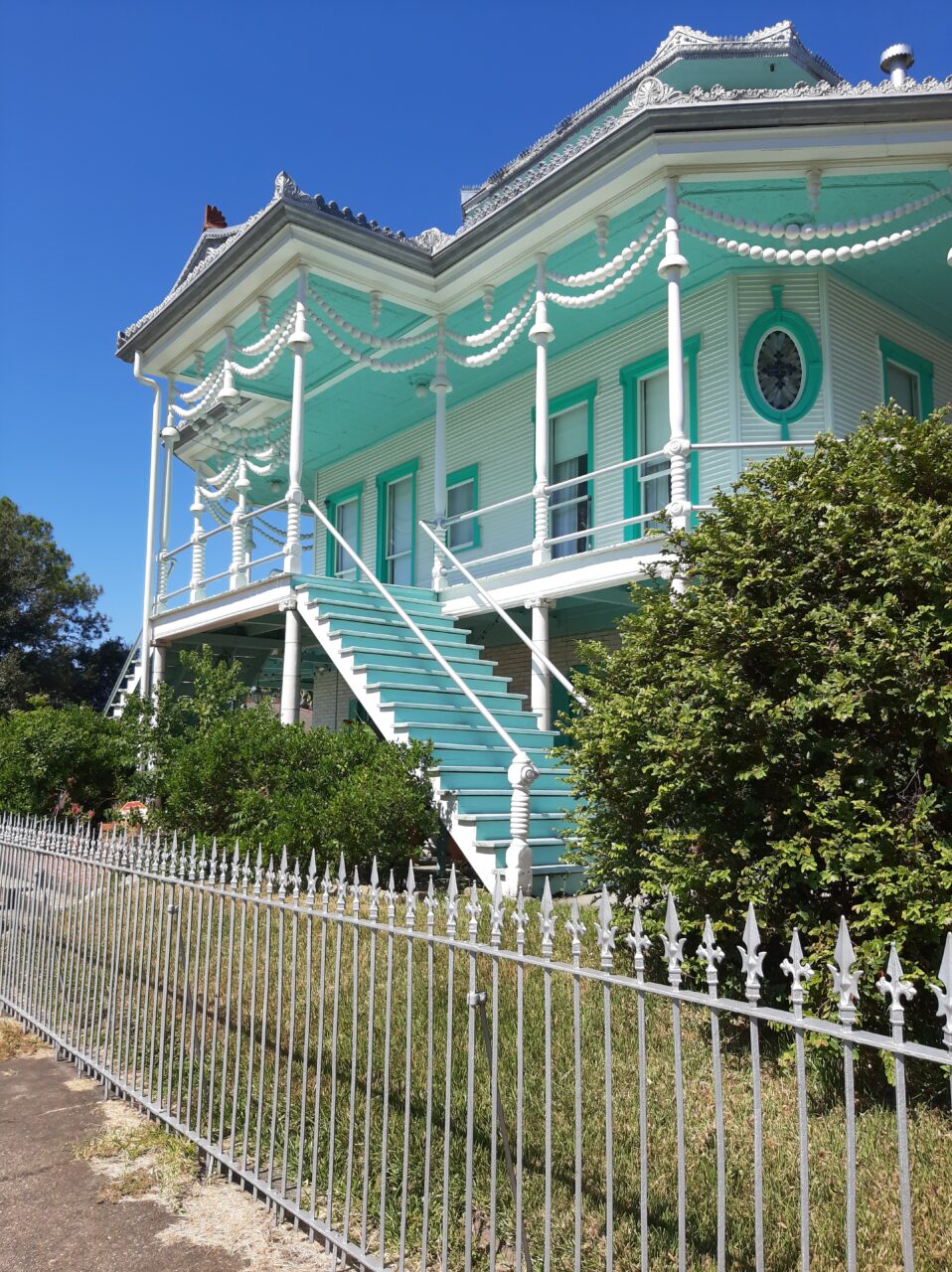 riverboat house new orleans