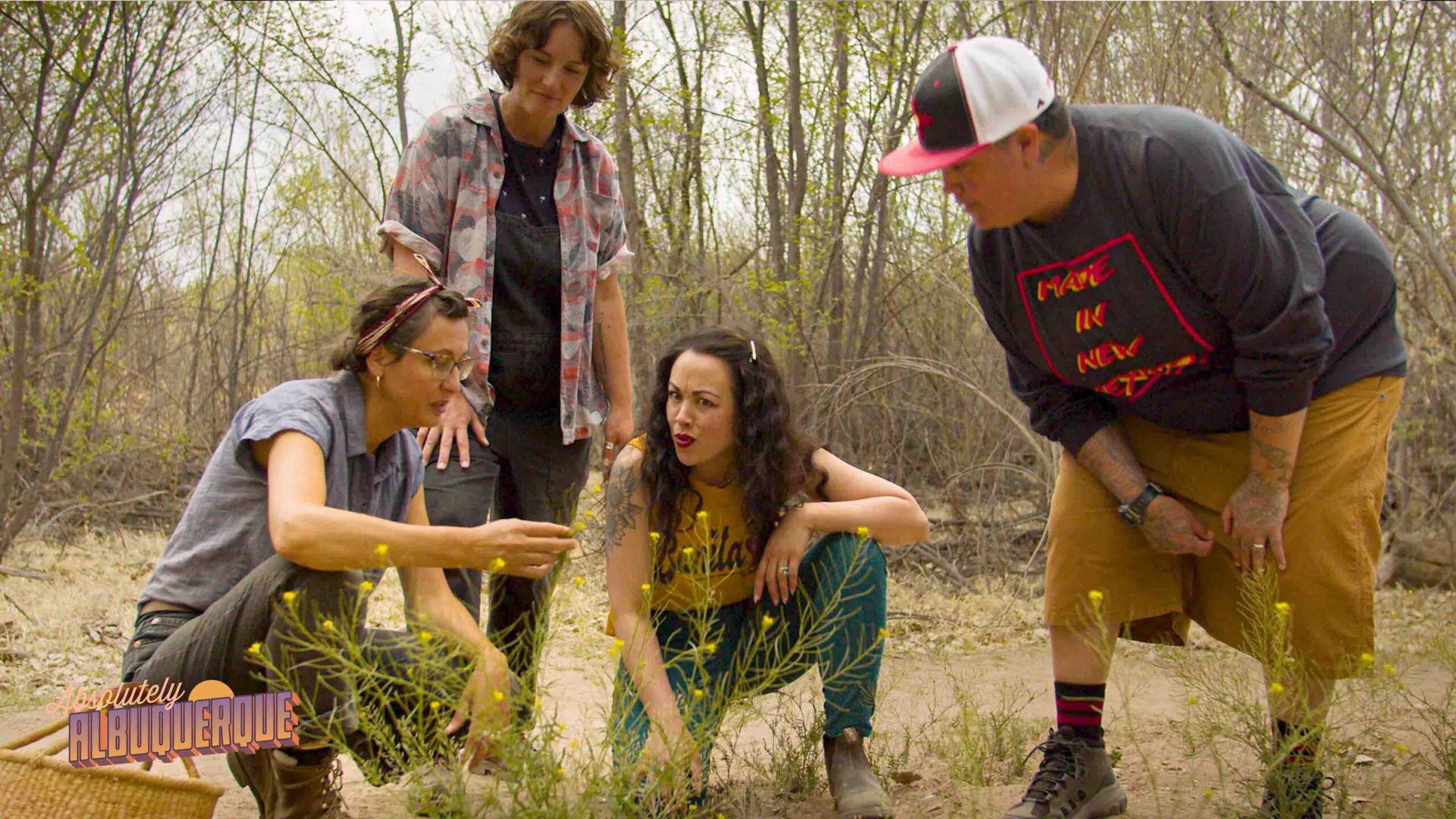 With award-winning Chef Marie Yniguez, Amanda forages for wild ingredients along the Rio Grande, makes paletas—Mexican popsicles— from scratch, and enters a high pressure cooking competition.