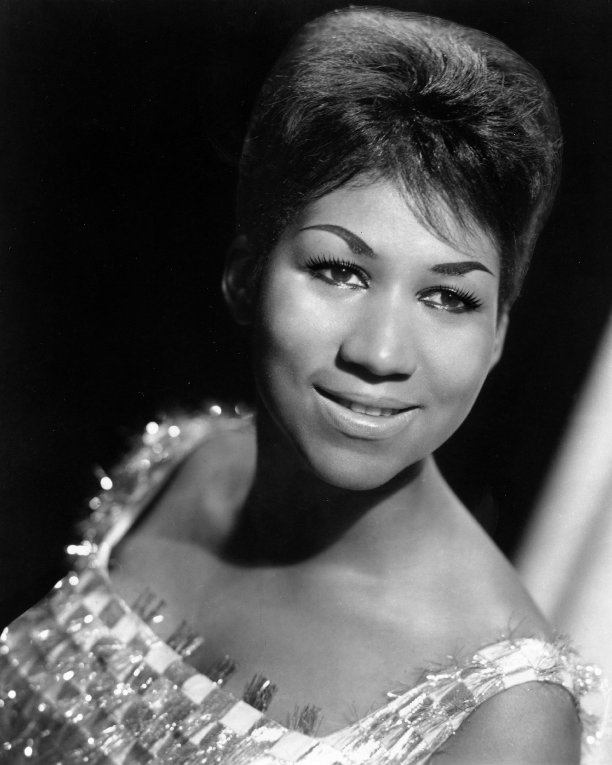 CIRCA 1965:  Soul singer Aretha Franklin poses for a portrait in circa 1965. (Photo by Michael Ochs Archives/Getty Images)