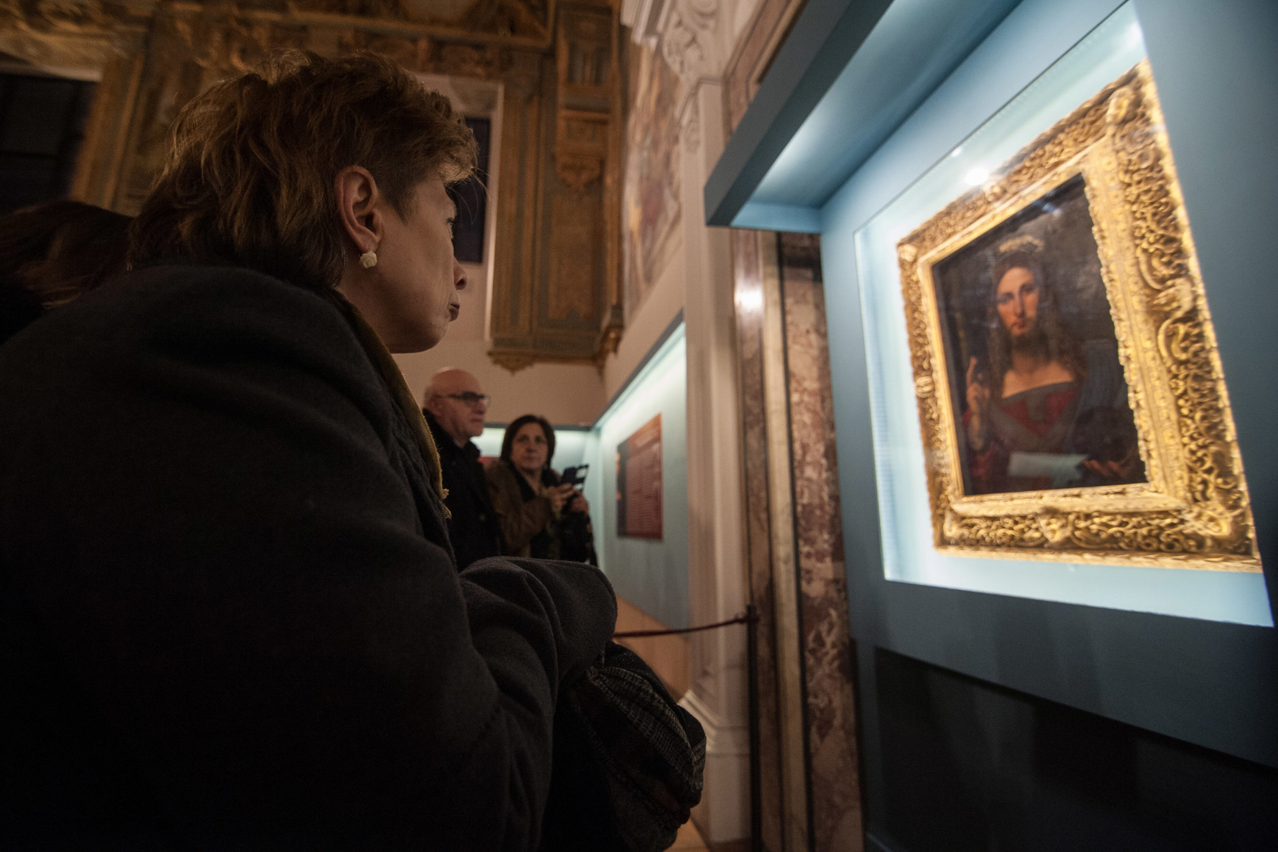 NAPLES,ITALY - JANUARY 11: Napoli Opening Exhibition at Diocesan Museum of Donnaregina with "Salvator Mundi" by Leonardo Da Vinci from 12 January to 31 March. Other works of Leonardo's school in the exhibition, including: Christ Blessing of San Domenico Maggiore di Girolamo Alibrandi, Christ Child of Gian Giacomo Caprotti said Salaì. The inauguration was attended by Vincenzo De Luca Governor of the Campania Region, Cardinal Crescenzio Sepe and Professor Carlo Pedretti author of the study that attributes the work to Leonardo Da Vinci on January 11, 2017 in Naples, Italy. (Photo by Ivan Romano/Getty Images)