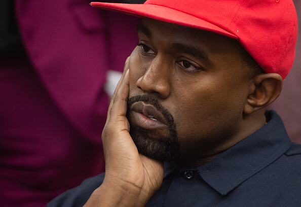 Kanye West meets with US President Donald Trump in the Oval Office of the White House in Washington, DC, October 11, 2018. (Photo by SAUL LOEB / AFP)        (Photo credit should read SAUL LOEB/AFP/Getty Images)